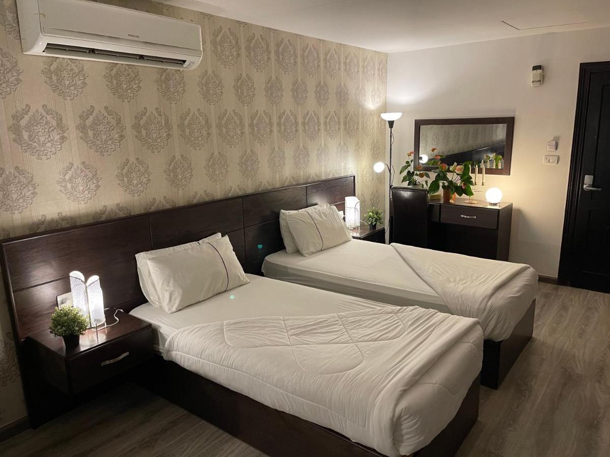 Al Joude Hotel Irbid Quarto foto